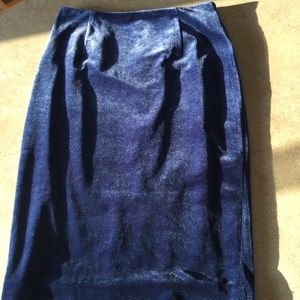 White House Black Market Velvet Pencil Skirt size 4